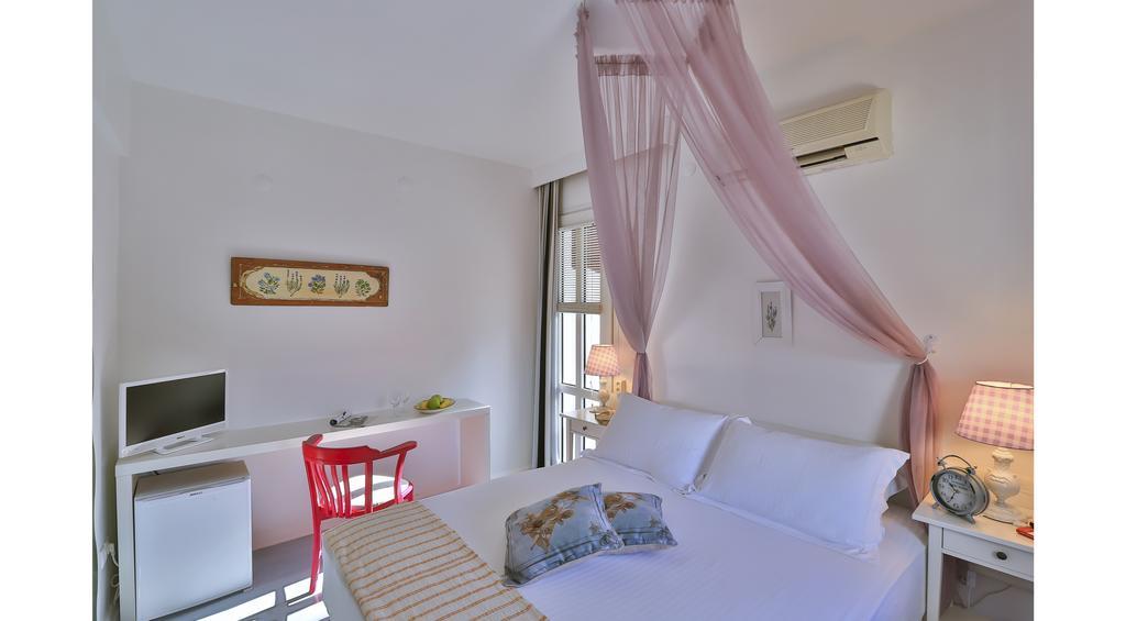 Palas Ilica Cesme Exterior photo