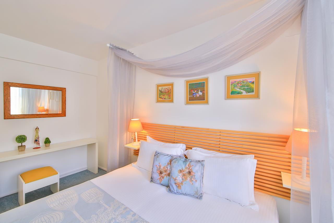 Palas Ilica Cesme Exterior photo