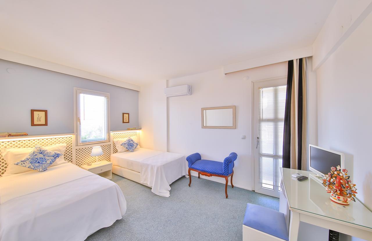 Palas Ilica Cesme Exterior photo