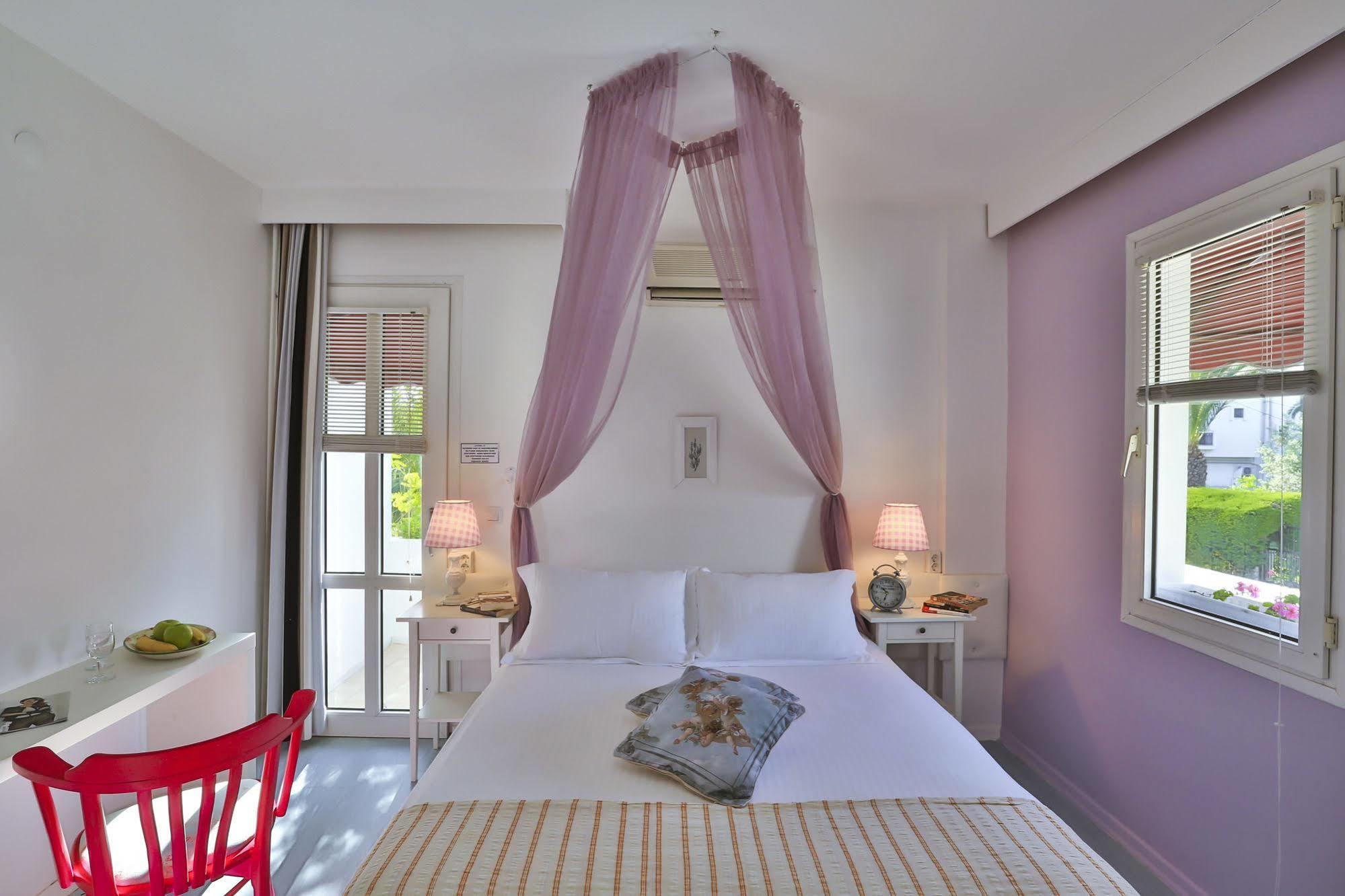 Palas Ilica Cesme Exterior photo