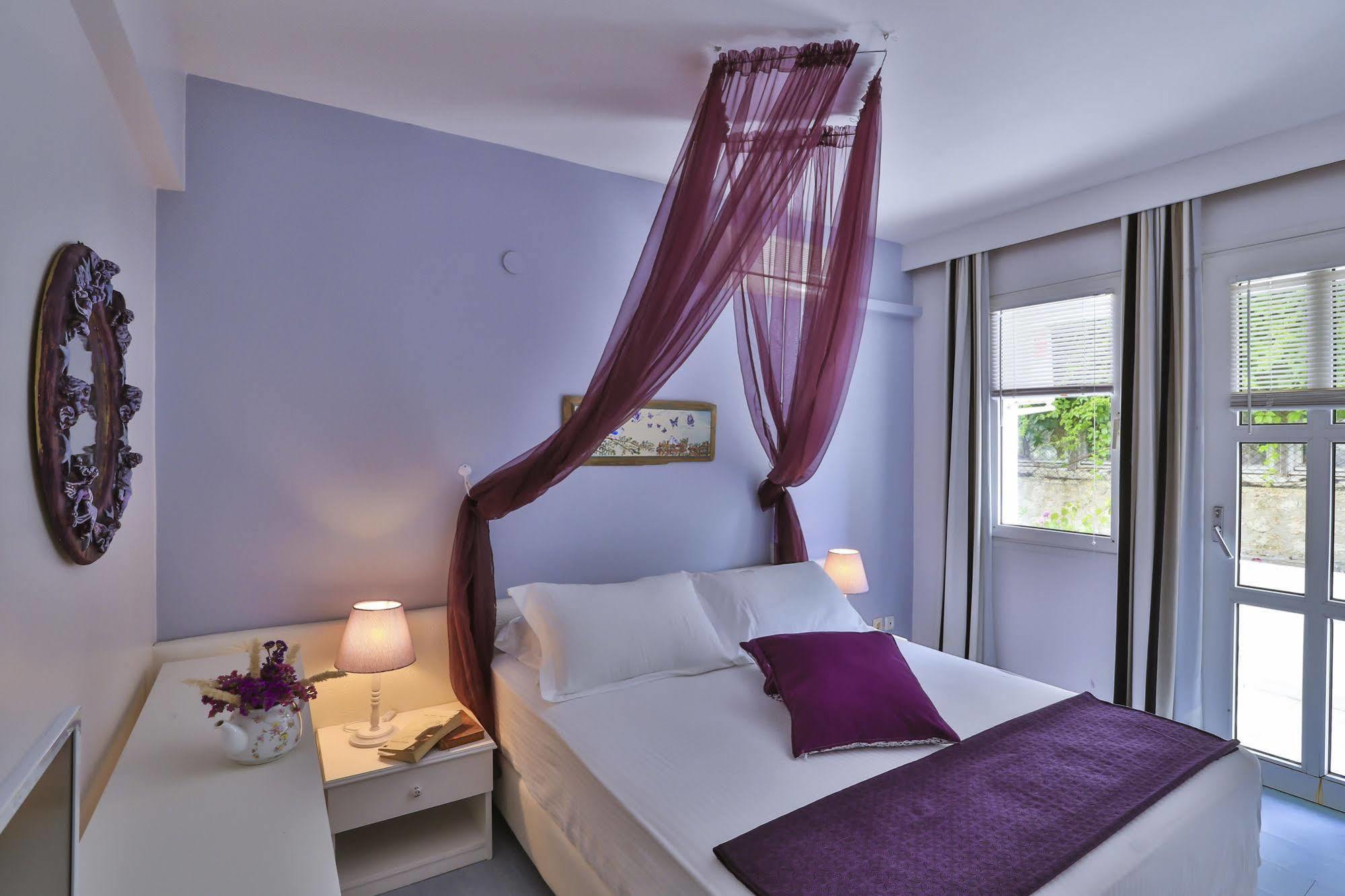 Palas Ilica Cesme Exterior photo